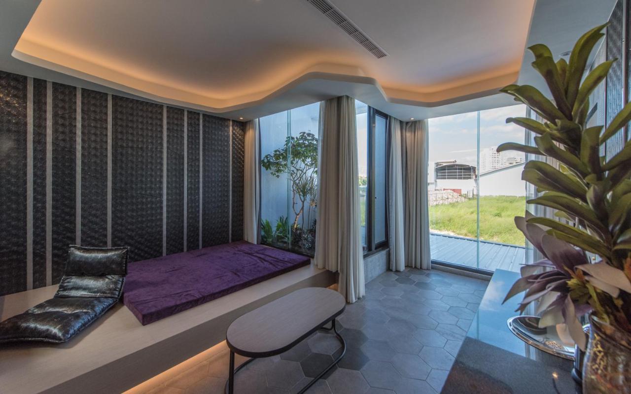 Voga Motel Taichung Extérieur photo