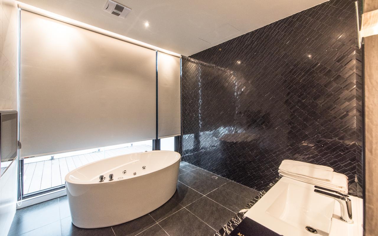 Voga Motel Taichung Extérieur photo