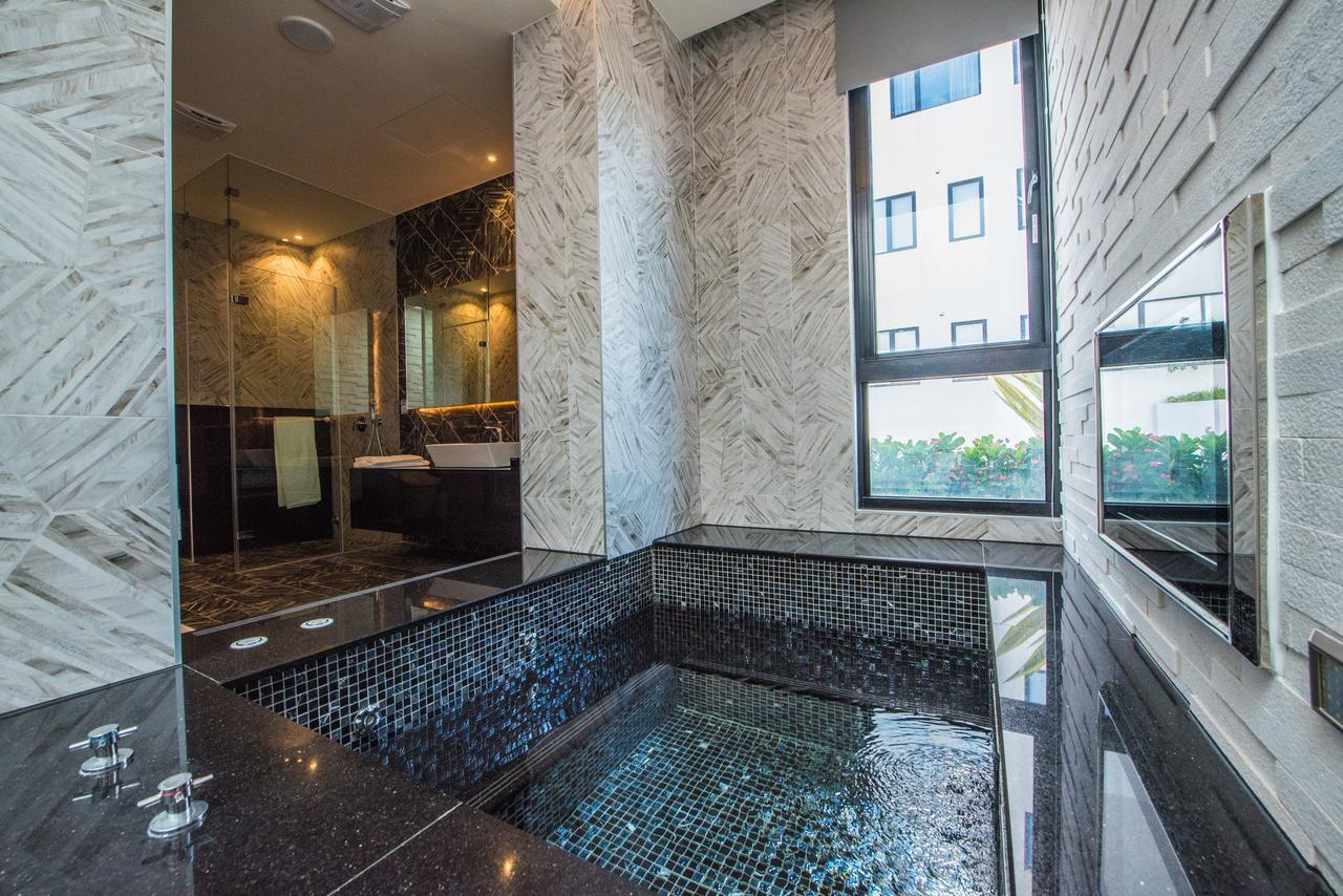 Voga Motel Taichung Extérieur photo